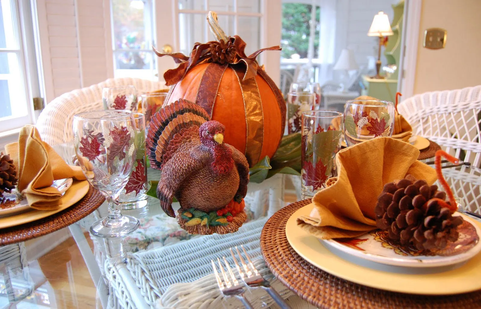 thanksgiving table arrangements