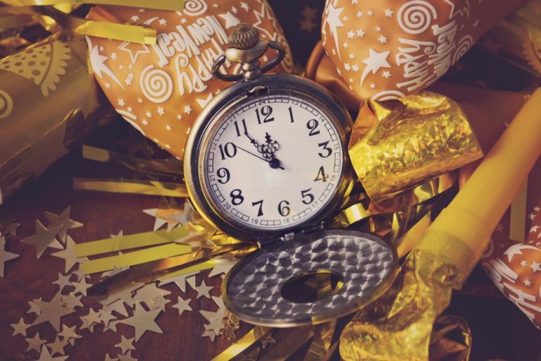 30 Happy New Year 2023 Countdowns Clocks (Images and Videos)